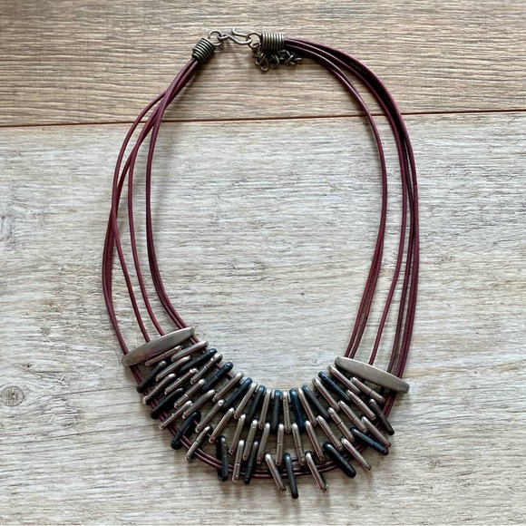 VINTAGE MULTI STRAND LEATHER METAL BIB NECKLACE - Picture 7 of 7